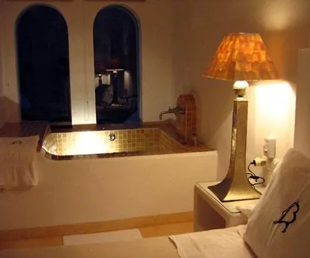 La Almendra Y El Gitano Hotell Agua Amarga (Almeria)