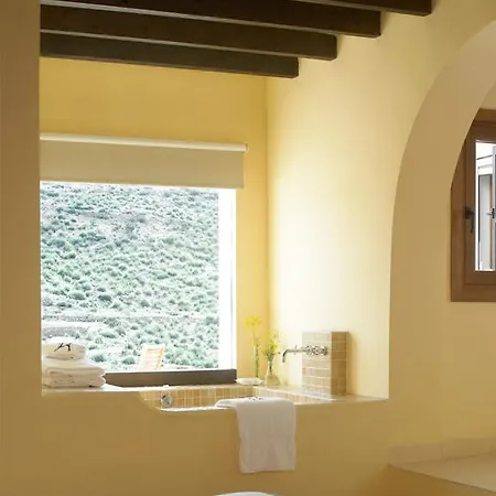 La Almendra Y El Gitano 2*