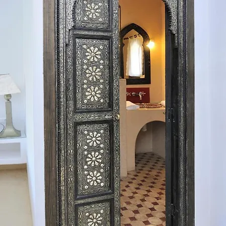 La Almendra Y El Gitano 아쿠아아마르가