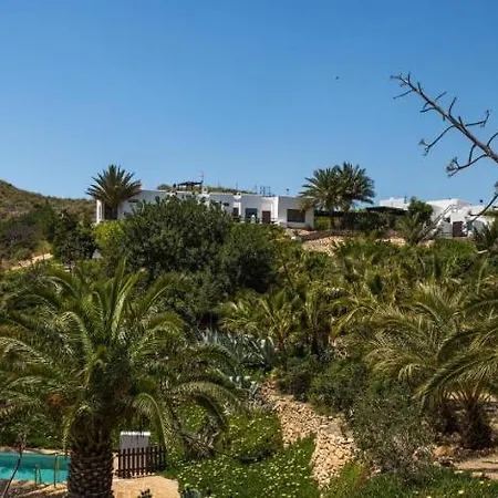 Hotel La Almendra Y El Gitano