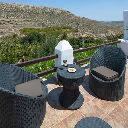 Hotel La Almendra Y El Gitano
