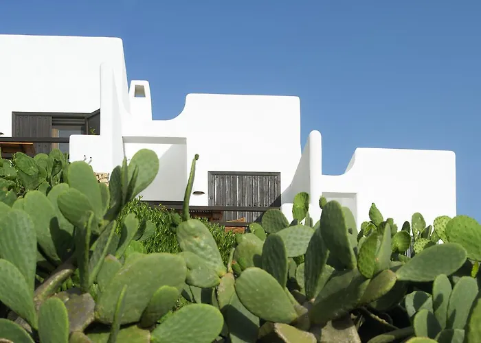 La Almendra Y El Gitano Otel