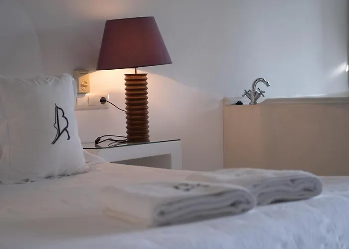 Otel La Almendra Y El Gitano